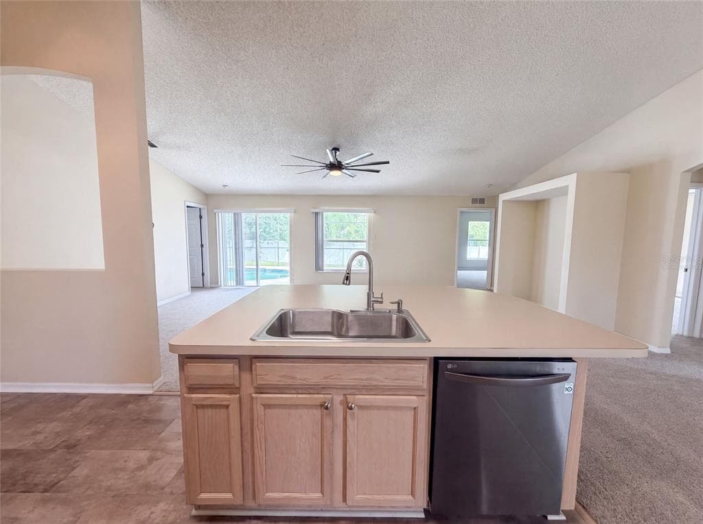 2366 BELEN DRIVE, DELTONA, FL 32738 — zdjęcie 2
