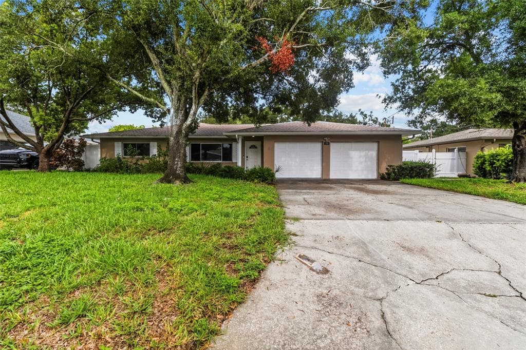 55 VELMA DRIVE W, LARGO, FL 33770