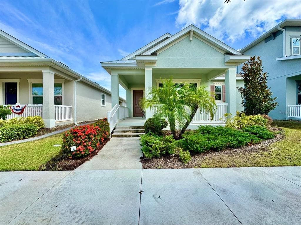 827 WINTERSIDE DRIVE, APOLLO BEACH, FL 33572