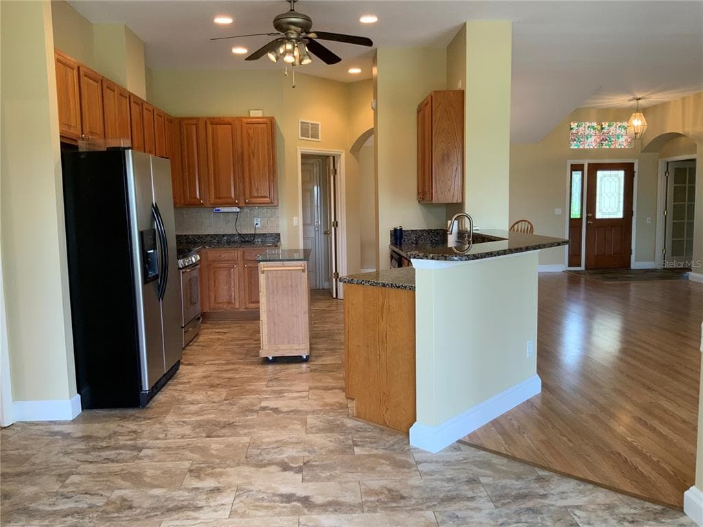 5475 BOUNTY CIRCLE, TAVARES, FL 32778 — zdjęcie 4