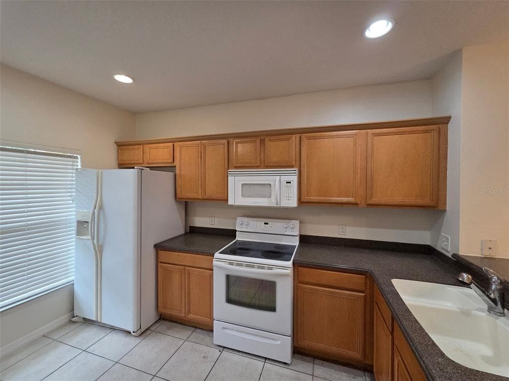 8511 TRAIL WIND DRIVE, TAMPA, FL 33647 — zdjęcie 4