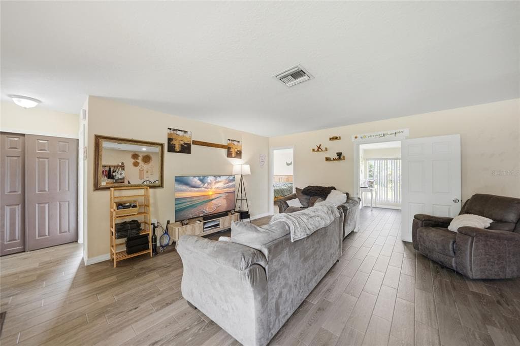 23159 OLEAN BOULEVARD, PORT CHARLOTTE, FL 33980 — zdjęcie 4