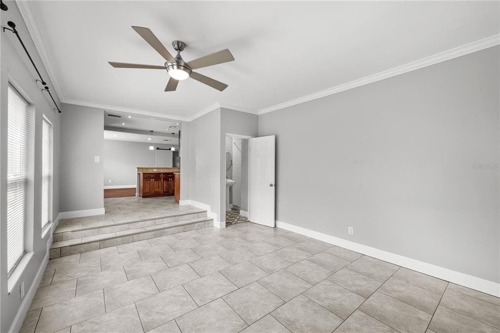 5345 38TH AVENUE N, ST PETERSBURG, FL 33710 — zdjęcie 4