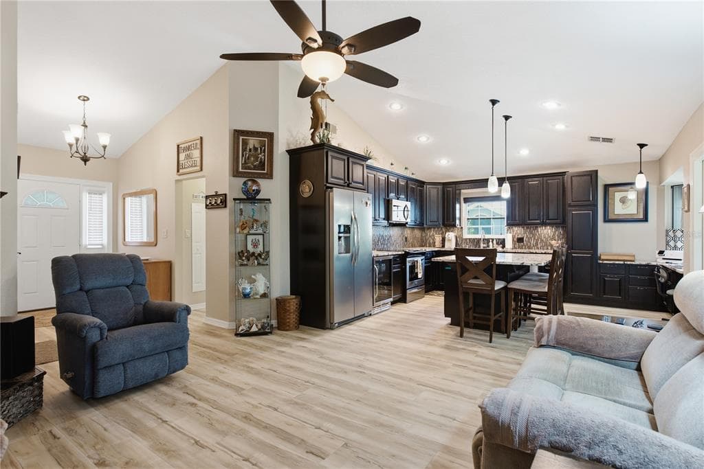 11722 CURRIE LANE # F1, LARGO, FL 33774 — zdjęcie 5