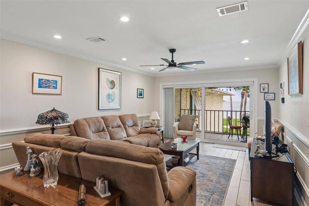 7300 SUNSHINE SKYWAY LANE # 206, ST PETERSBURG, FL 33711 — zdjęcie 3