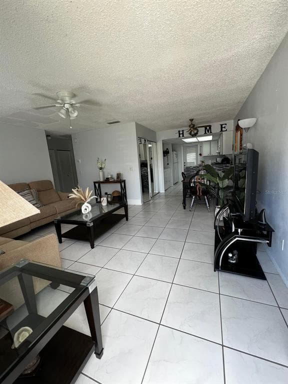 26 LAS PALMAS WAY # 1, KISSIMMEE, FL 34743 — zdjęcie 3
