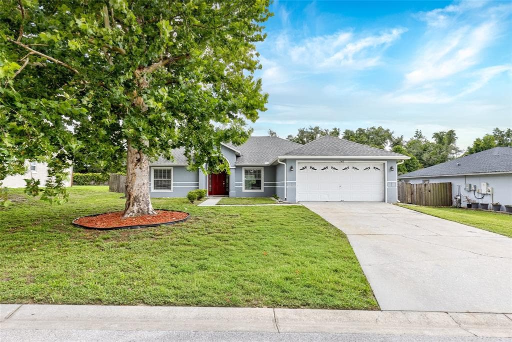 148 COUNTRY LAKES CIRCLE, GROVELAND, FL 34736