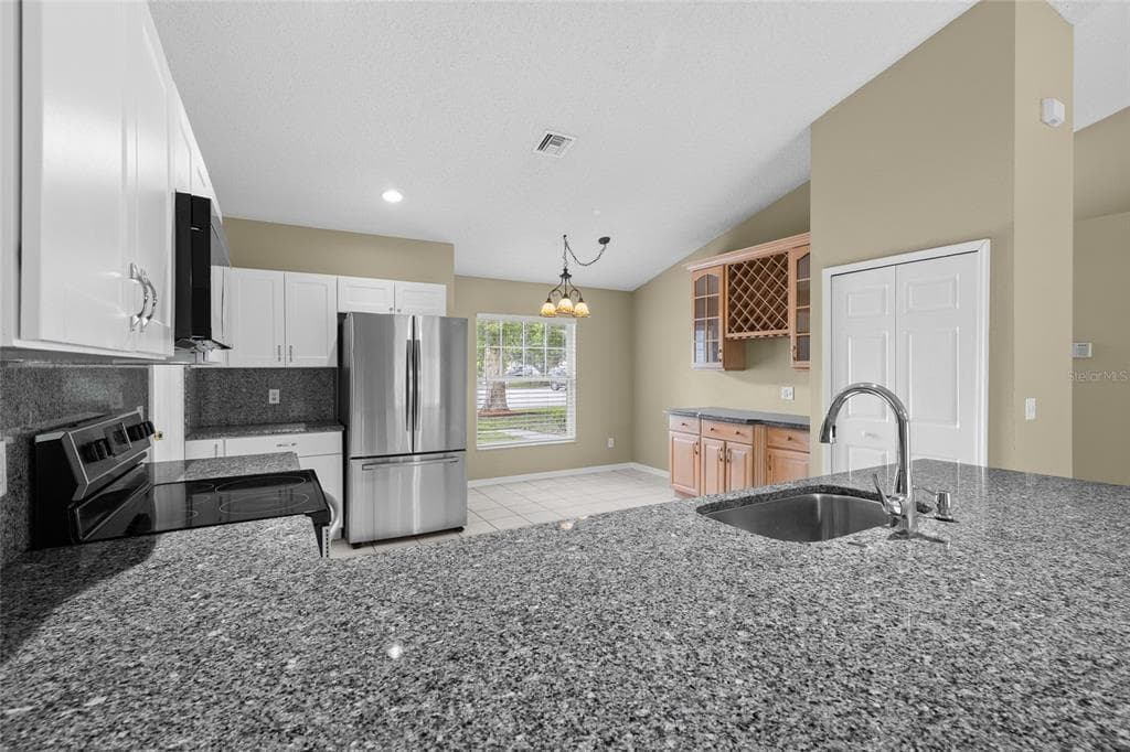 148 COUNTRY LAKES CIRCLE, GROVELAND, FL 34736 — zdjęcie 5