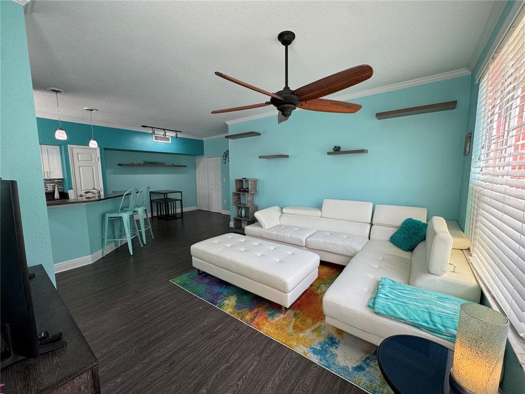 9288 LAKE CHASE ISLAND WAY, TAMPA, FL 33626 — zdjęcie 4