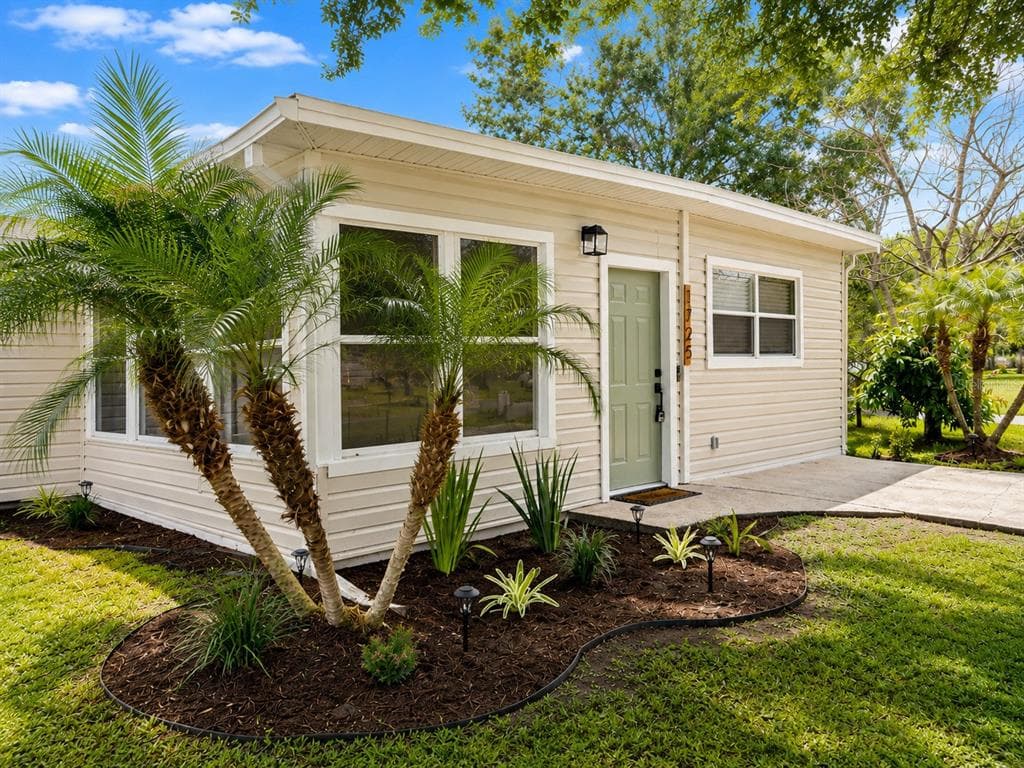 1725 PARK DRIVE, LAKELAND, FL 33803