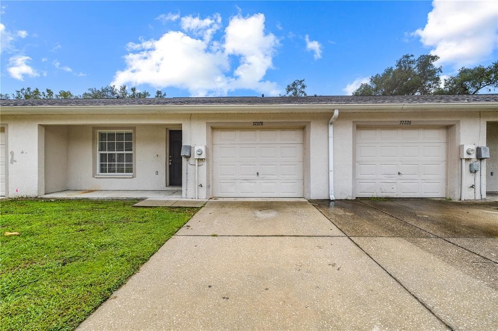 37228 GRASSY HILL LANE, DADE CITY, FL 33525 — zdjęcie 4