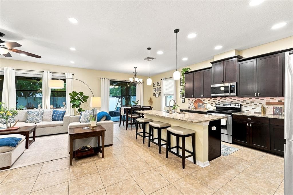 1008 OAKCREST DRIVE, BRANDON, FL 33510 — zdjęcie 4