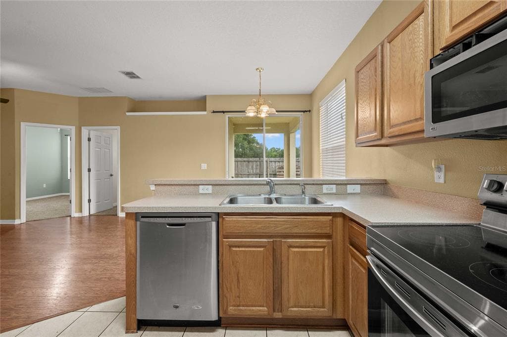 2556 SE 75TH BOULEVARD, BUSHNELL, FL 33513 — zdjęcie 5