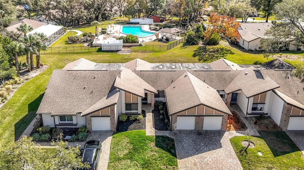 7385 CRESTWOOD DRIVE, WEEKI WACHEE, FL 34613 — zdjęcie 4