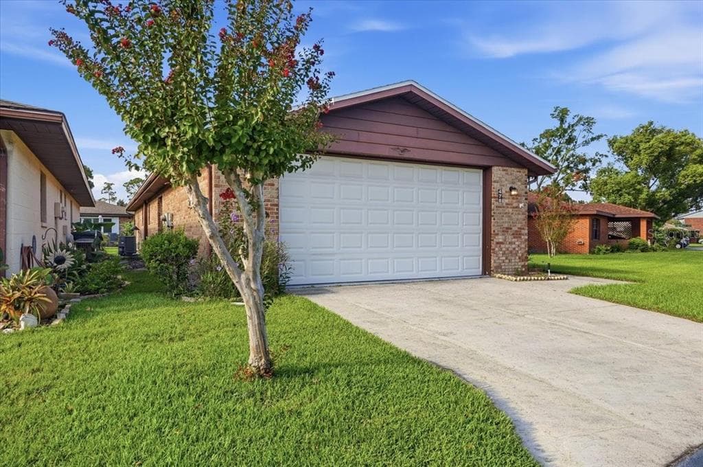 478 LAKE CAROLYN CIRCLE, LAKELAND, FL 33813