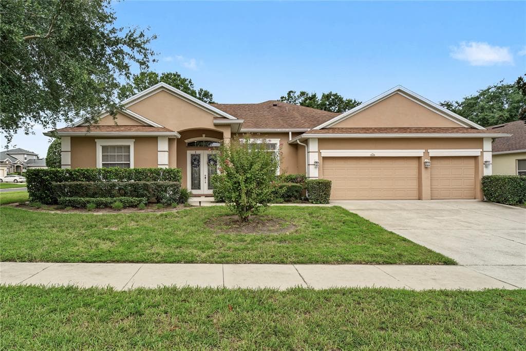 2648 VALIANT DRIVE, CLERMONT, FL 34711