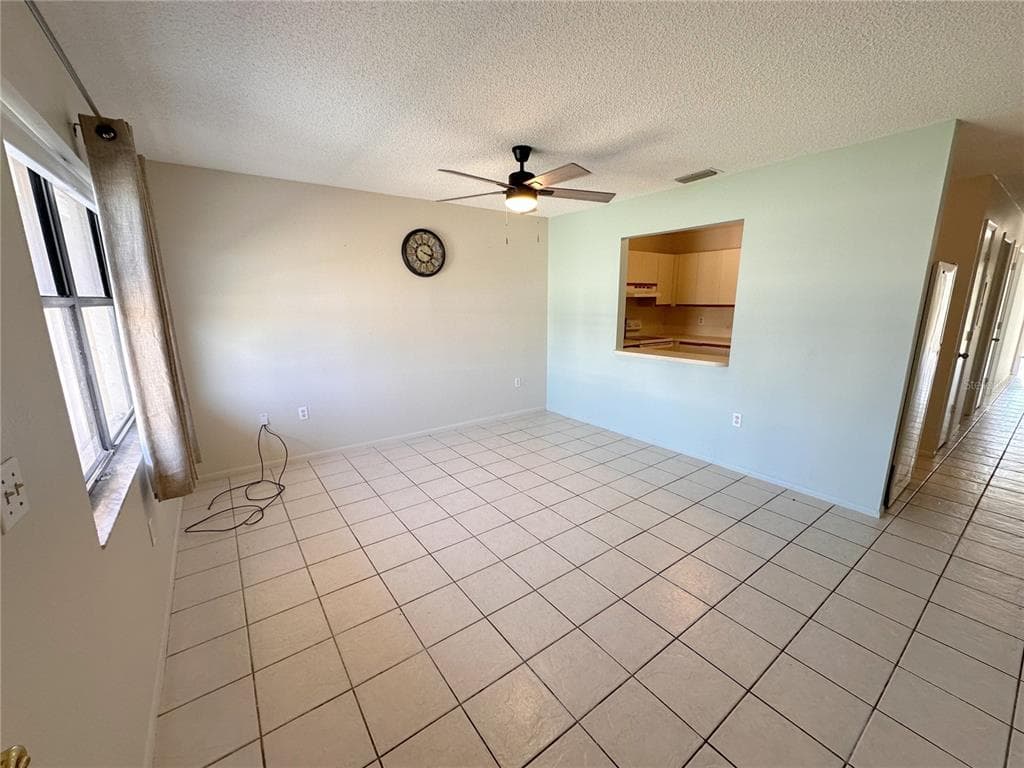 77 BOUNDARY BOULEVARD # B, ROTONDA WEST, FL 33947 — zdjęcie 2