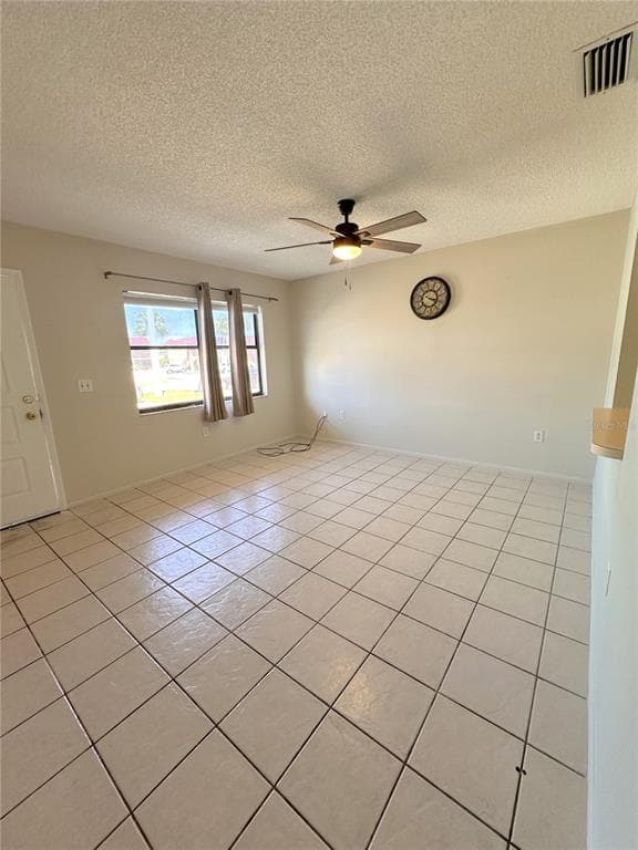 77 BOUNDARY BOULEVARD # B, ROTONDA WEST, FL 33947 — zdjęcie 3