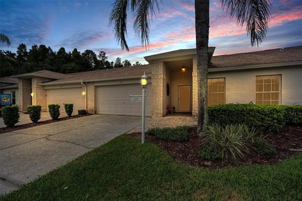 1553 ARLINGTON OAKS COURT, NEW PORT RICHEY, FL 34655