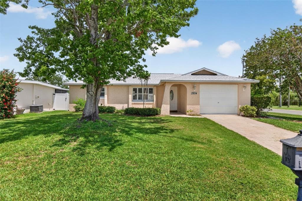13224 NEPTUNE DRIVE, HUDSON, FL 34667 — zdjęcie 2