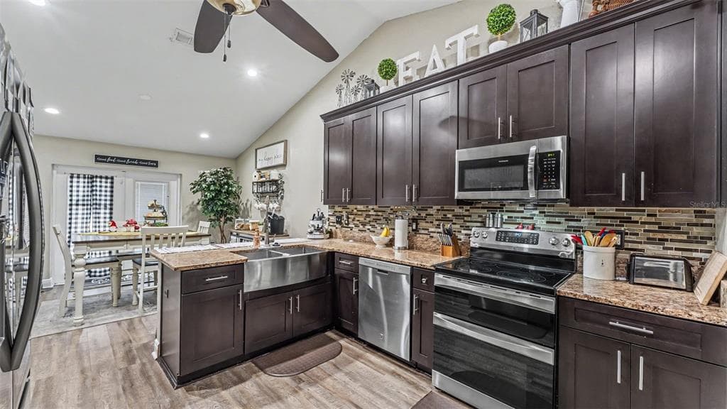 1411 ASHBURY COURT, LAKELAND, FL 33809 — zdjęcie 2