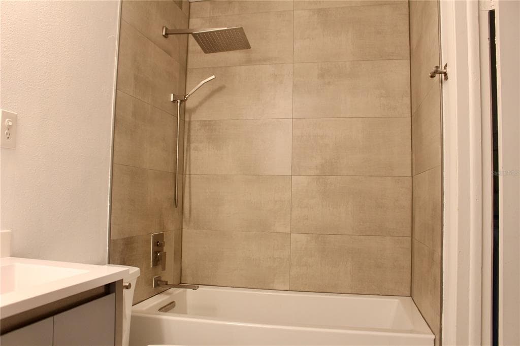 9101 TUDOR DRIVE # F206, TAMPA, FL 33615 — zdjęcie 4