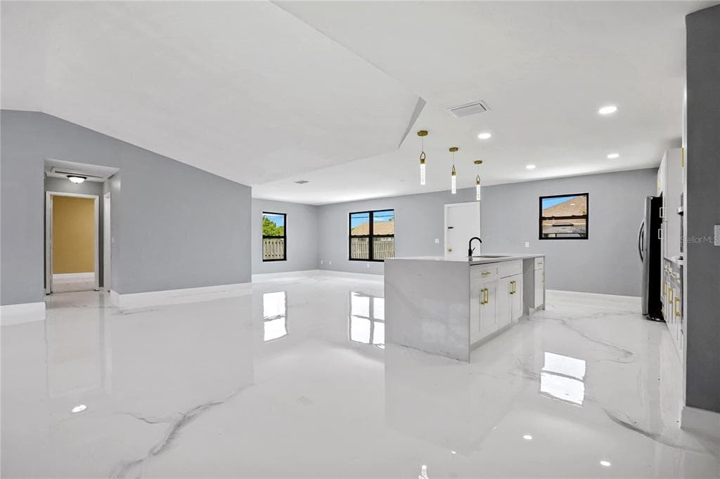 4209 SW TUSCOL STREET, PORT ST LUCIE, FL 34953 — zdjęcie 5