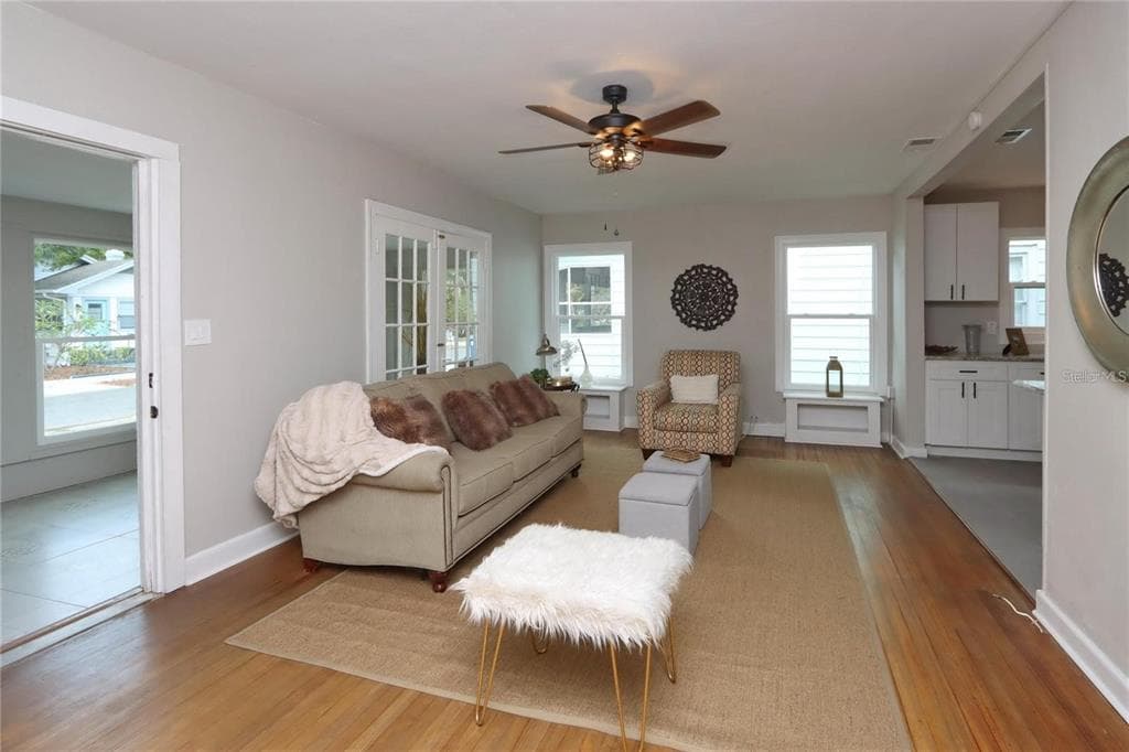 1532 13TH STREET S, ST PETERSBURG, FL 33705 — zdjęcie 5