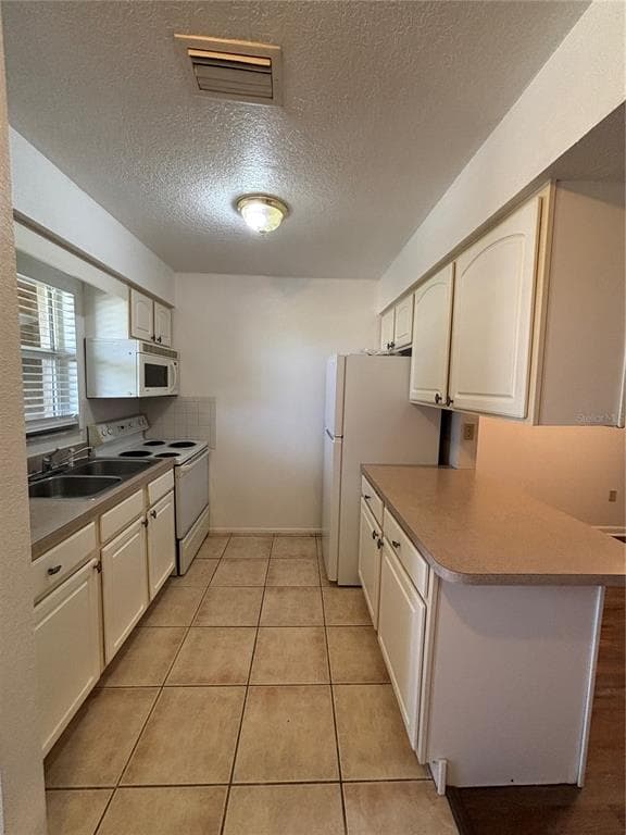 2845 MAGDALINA AVENUE # 4, PUNTA GORDA, FL 33950 — zdjęcie 4