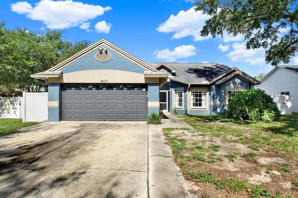 1427 BAY VIEW STREET, TARPON SPRINGS, FL 34689