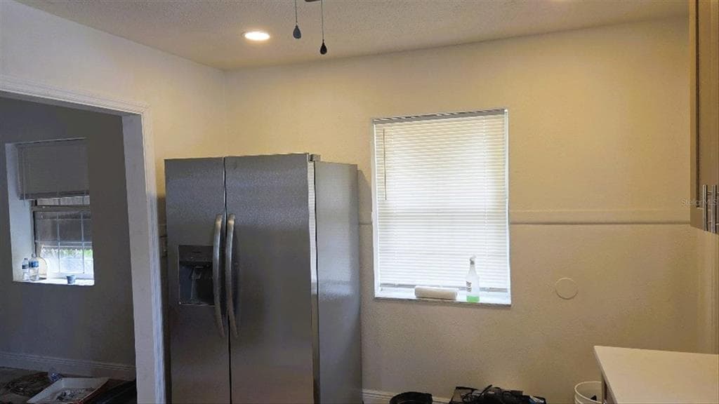 1761 28TH AVENUE N, ST PETERSBURG, FL 33713 — zdjęcie 5