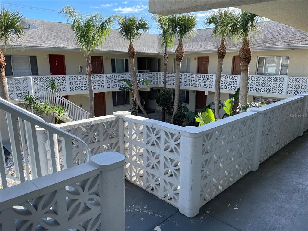 102 S PENINSULA DRIVE # 201, DAYTONA BEACH, FL 32118