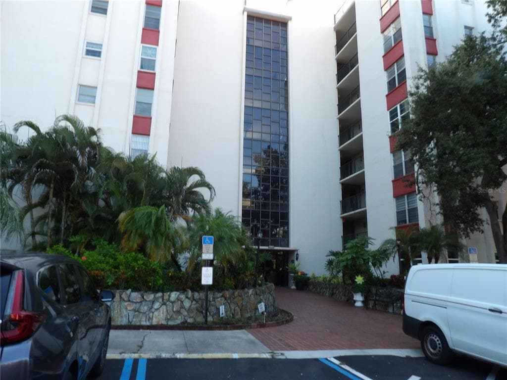 2699 SEVILLE BOULEVARD # 802, CLEARWATER, FL 33764 — zdjęcie 3