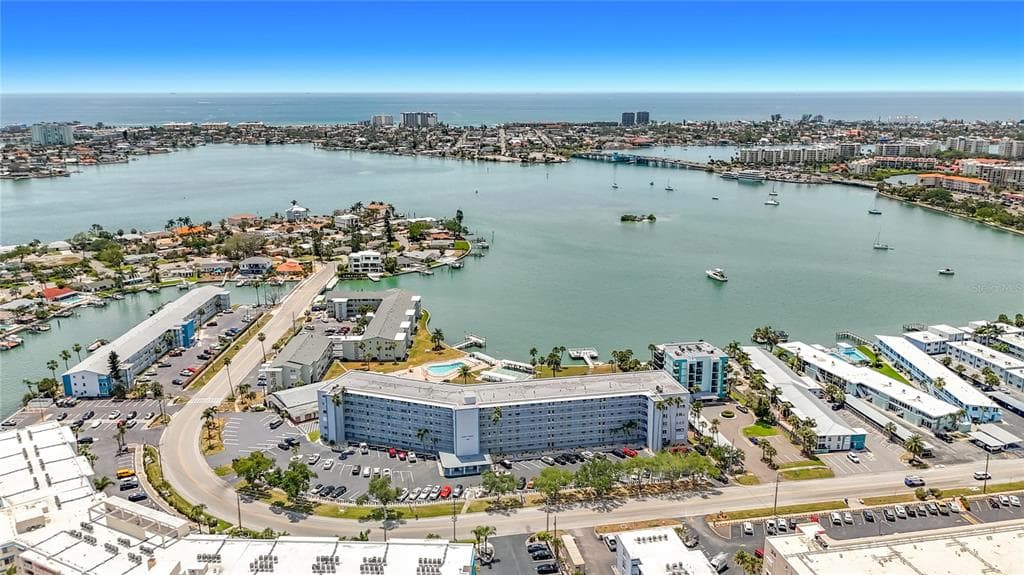 1868 SHORE DRIVE S # 503, SOUTH PASADENA, FL 33707 — zdjęcie 4