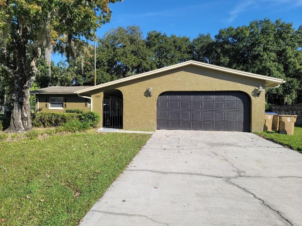 1581 STARFISH STREET, KISSIMMEE, FL 34744