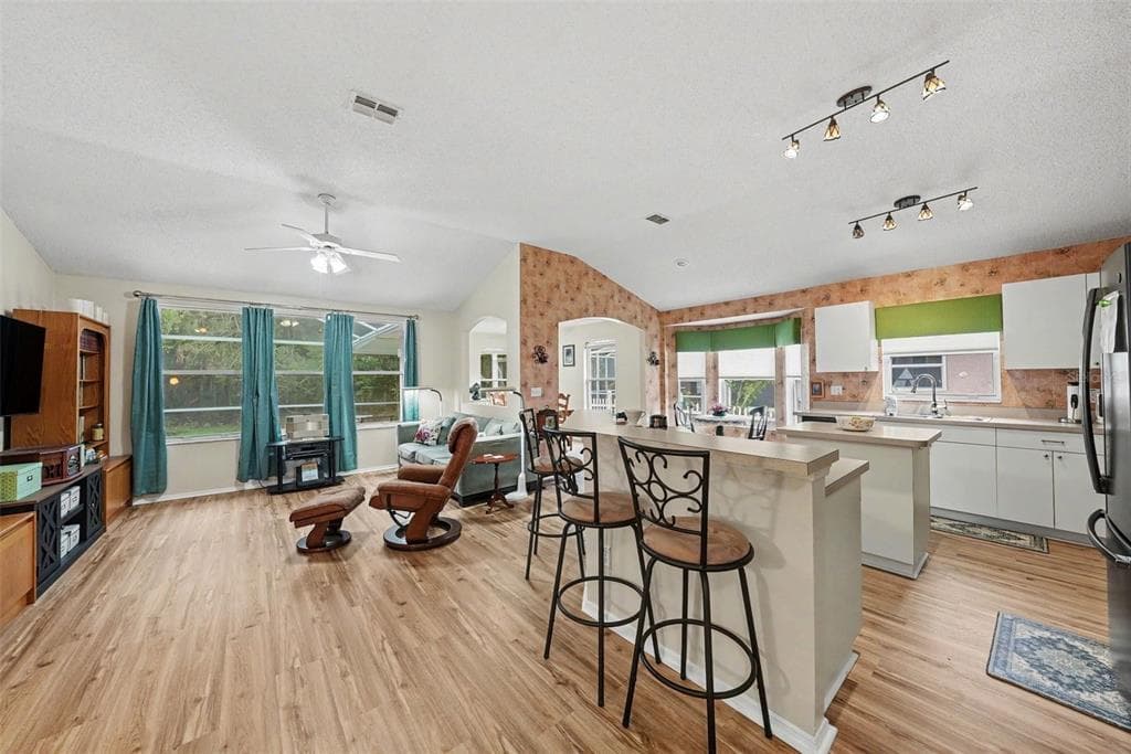 333 TAVERNIER DRIVE, OLDSMAR, FL 34677 — zdjęcie 5