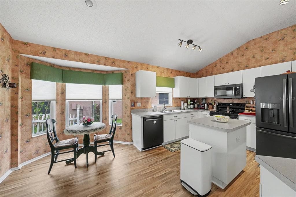 333 TAVERNIER DRIVE, OLDSMAR, FL 34677 — zdjęcie 4