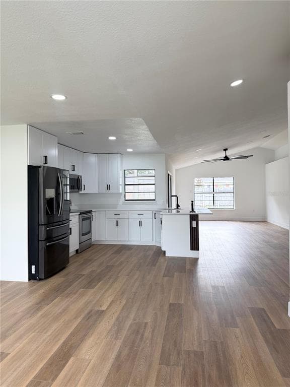 305 CORNWALLIS COURT, KISSIMMEE, FL 34758 — zdjęcie 2