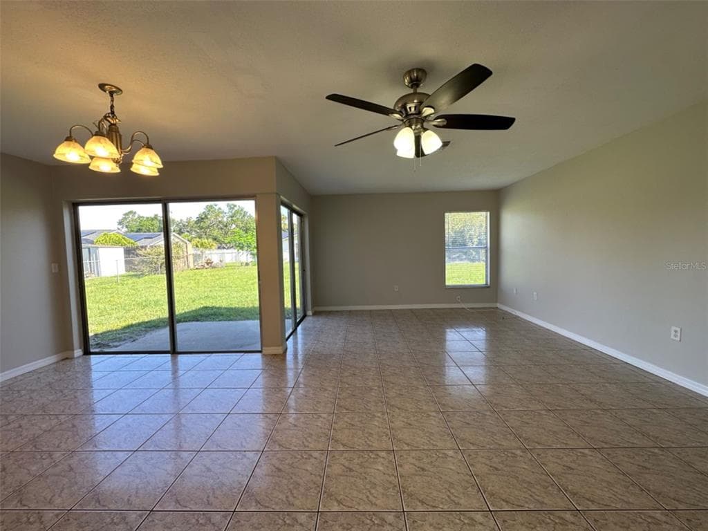 707 WEDGE LANE, POINCIANA, FL 34759 — zdjęcie 3