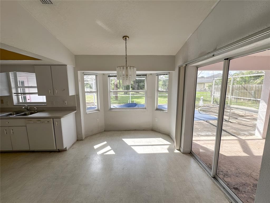5431 S CRANBERRY BOULEVARD, NORTH PORT, FL 34286 — zdjęcie 4