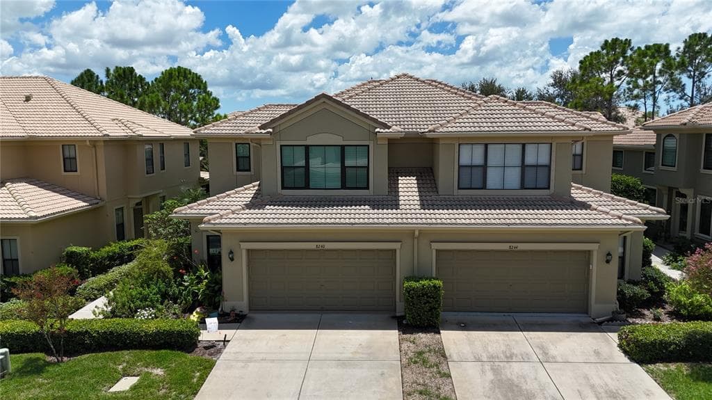 8240 ACADIAN LANE, SEMINOLE, FL 33777