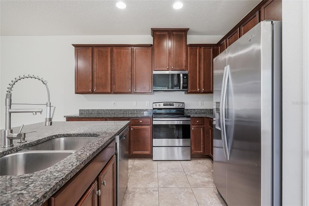 4097 70TH TERRACE N, PINELLAS PARK, FL 33781 — zdjęcie 2