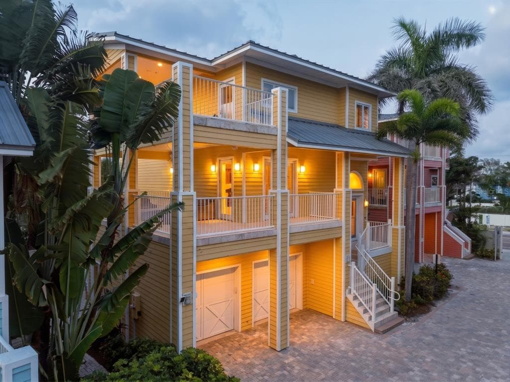 2718 GULF BOULEVARD # 2, INDIAN ROCKS BEACH, FL 33785 — zdjęcie 2
