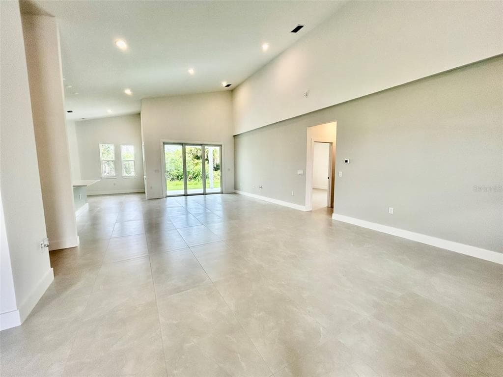 8181 TECUMSEH CIRCLE, PORT CHARLOTTE, FL 33981 — zdjęcie 4