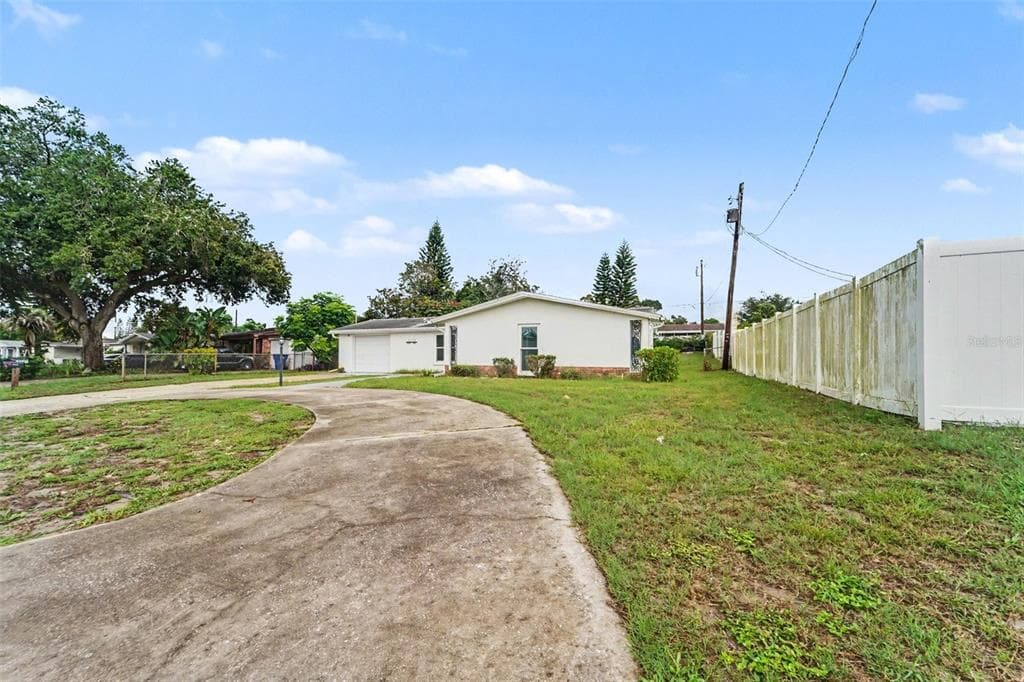 3536 KIMBERLY OAKS DRIVE, HOLIDAY, FL 34691 — zdjęcie 3