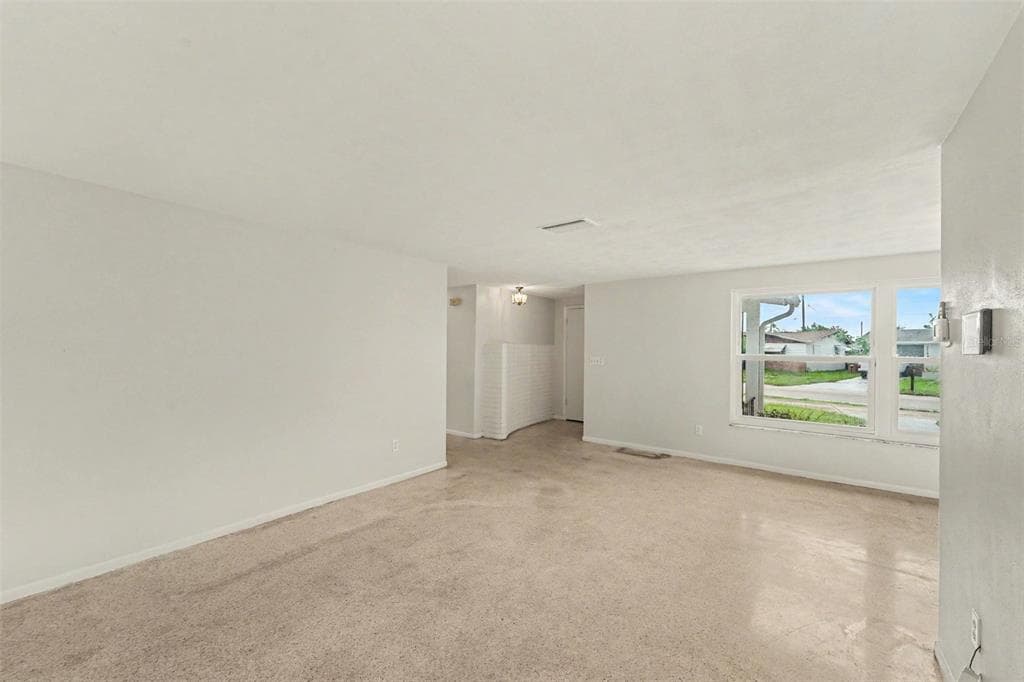 3536 KIMBERLY OAKS DRIVE, HOLIDAY, FL 34691 — zdjęcie 5