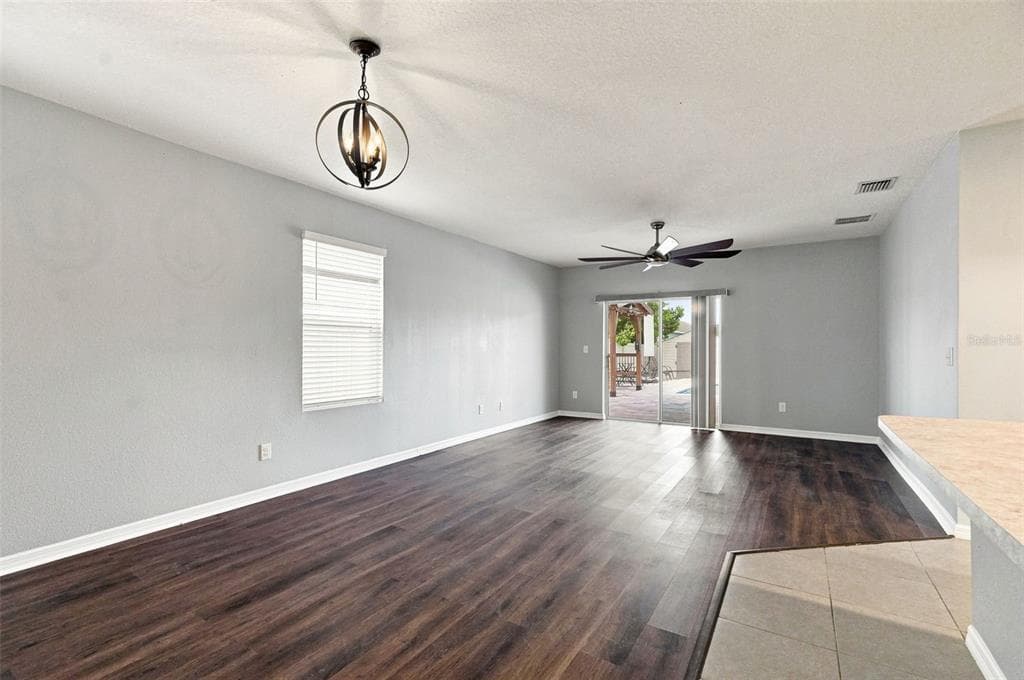 6647 SEAWAY DRIVE, BROOKSVILLE, FL 34604 — zdjęcie 4