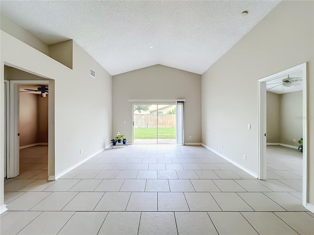 930 RIVECON AVENUE, ORLANDO, FL 32825 — zdjęcie 4