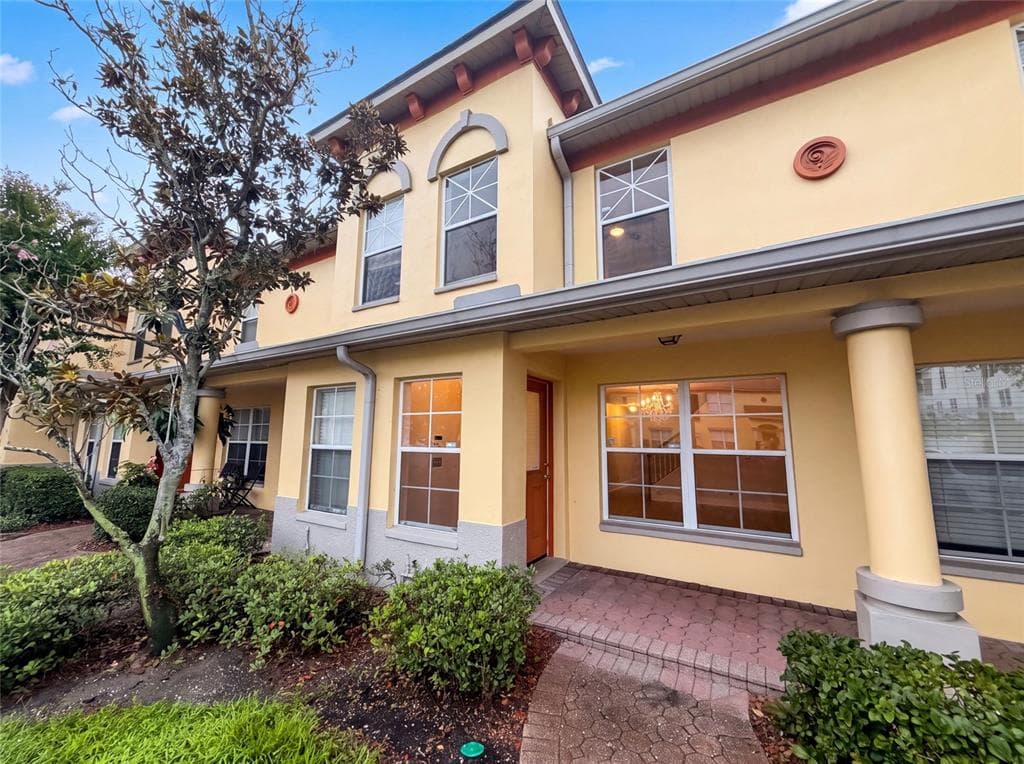 112 COQUINA BAY DRIVE, ST PETERSBURG, FL 33705