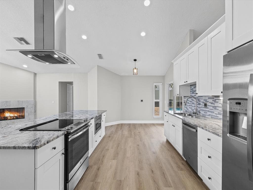 1302 HENRY AVENUE, SPRING HILL, FL 34608 — zdjęcie 3